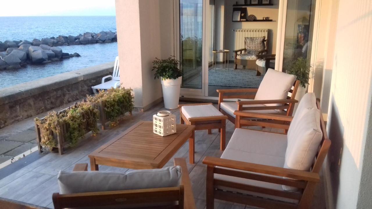 Marina Holiday Home 皮佐 外观 照片